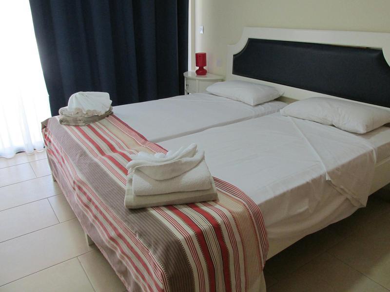 Royal Blue Hotel & Spa Geroskipou Extérieur photo