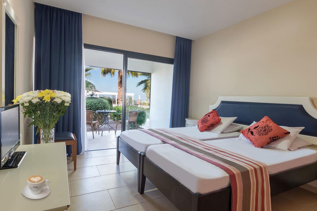 Royal Blue Hotel & Spa Geroskipou Extérieur photo